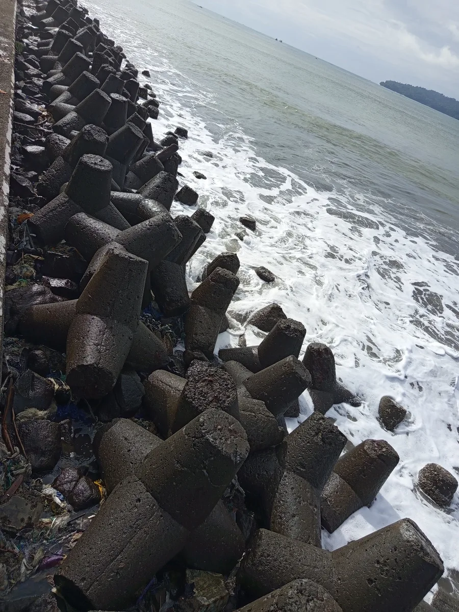 Breakwater PPS Cilacap