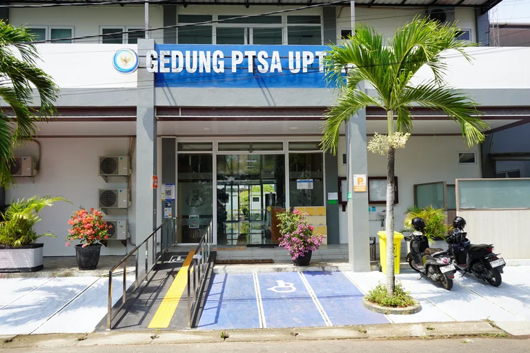 Gedung Pelayanan Terpadu Satu Atap PPS Cilacap